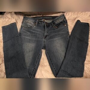 Articles of Society Size 27 – Ultra-Soft Diamond Head Skinny